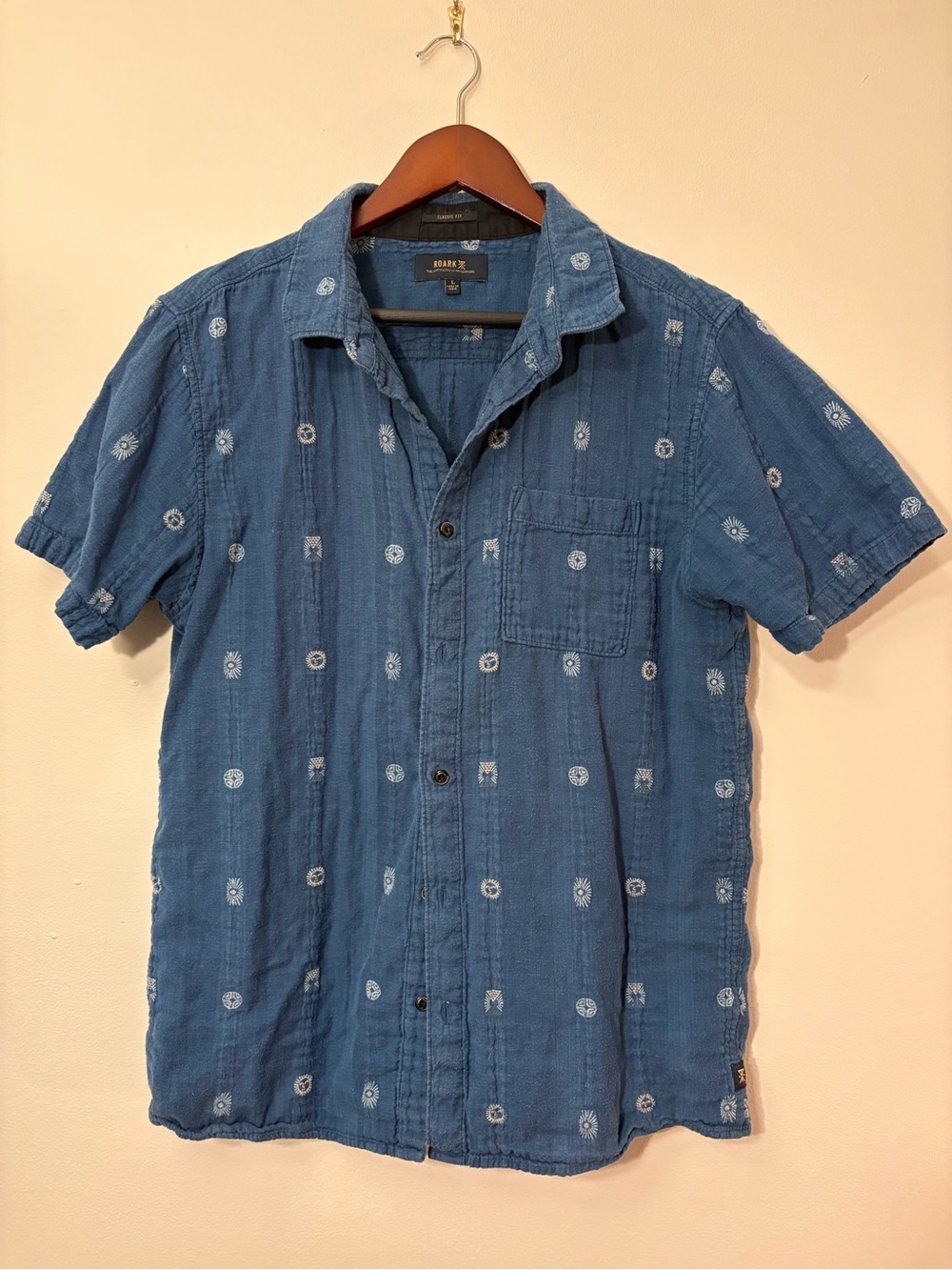 Roark Artifacts of Adventure Indigo Print Button-Up Shirt — Size L 🌞
